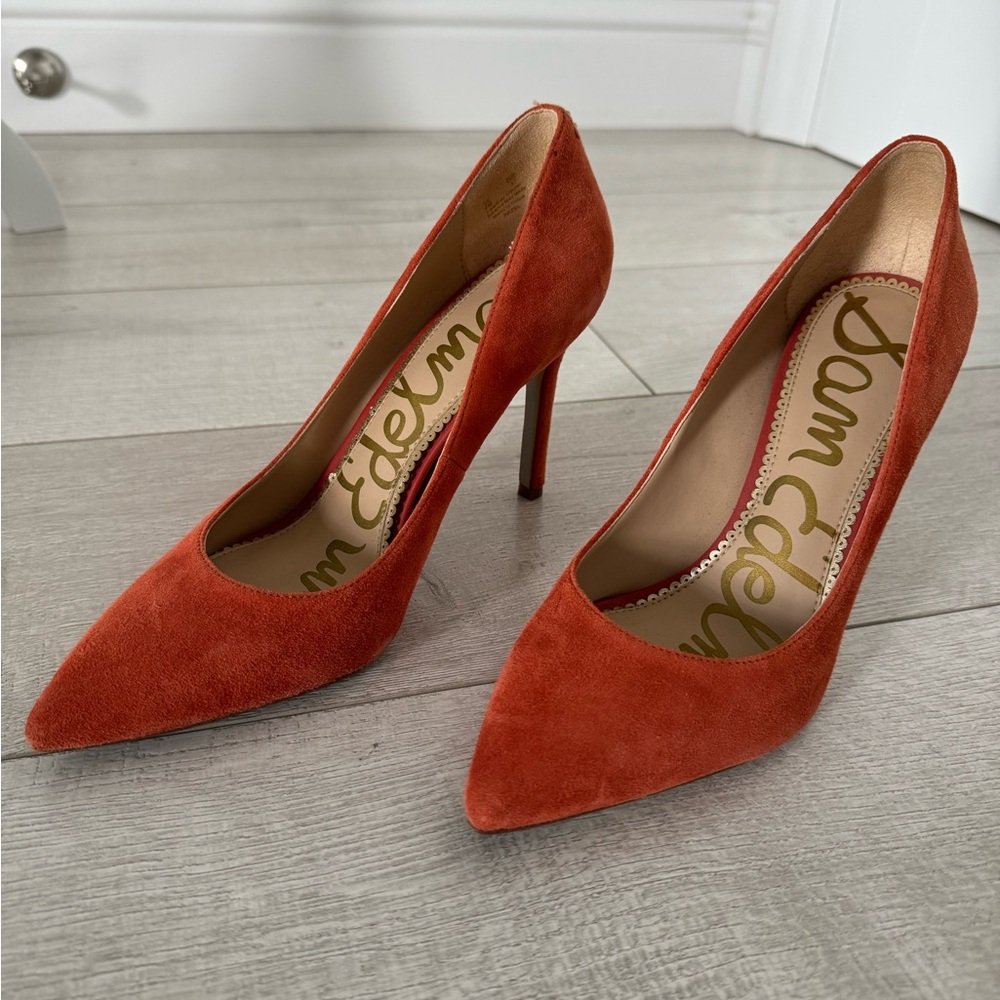 Sam Edelman “Hazel” pumps in coral suede. Size 7. Limited wear. Great condition